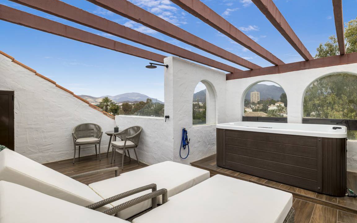 Nueva Andalucia Apartment | 115 m² Apartment ∙ 3 bedrooms ∙ 6 guests