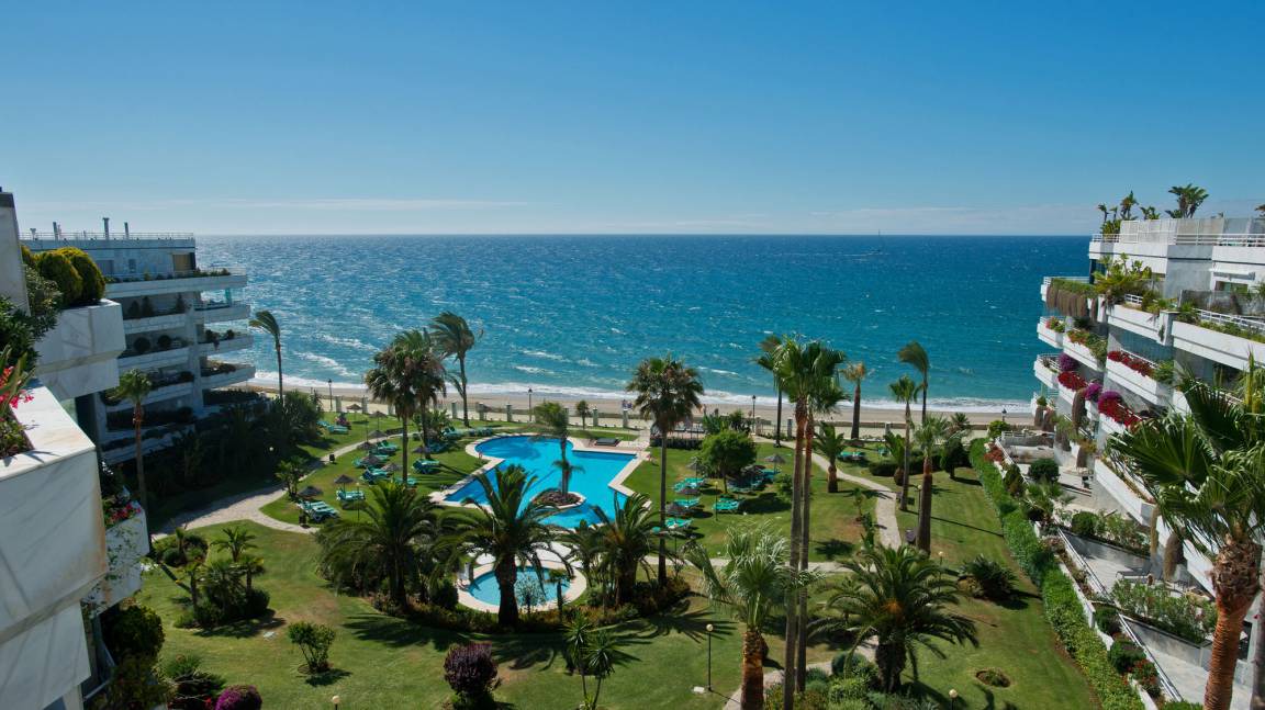 Golden Mile Apartment | 128 m² Apartment ∙ 3 bedrooms ∙ 6 guests