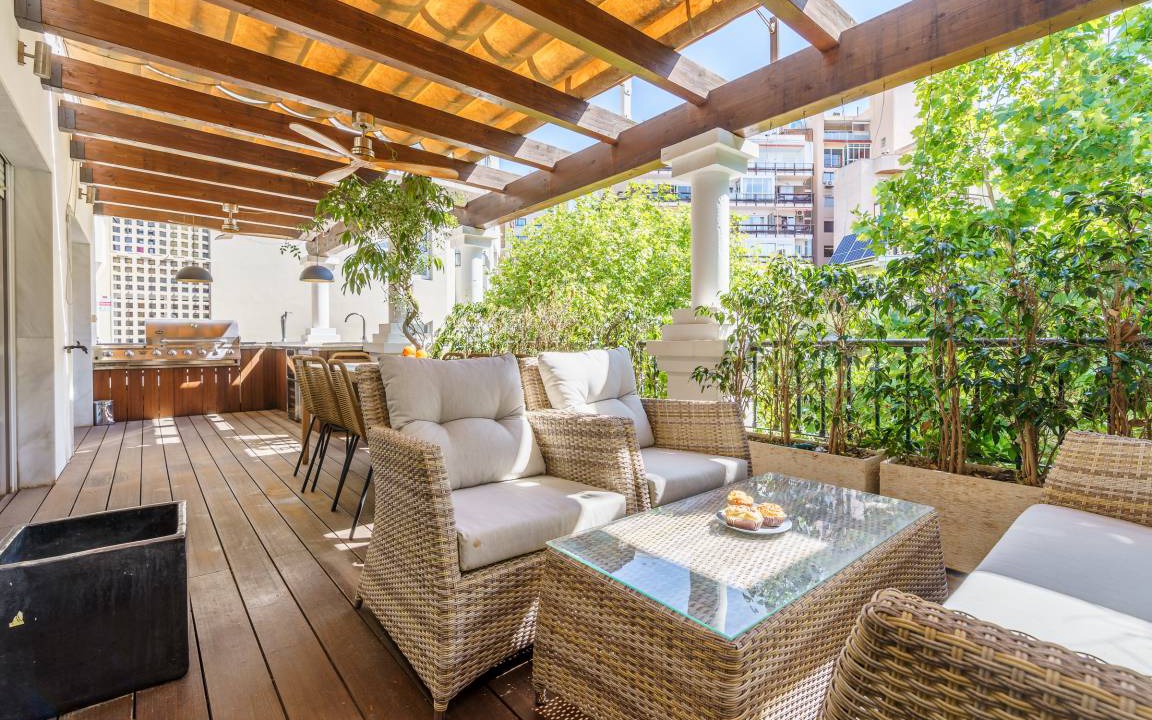 Marbella City Centre House | 180 m² Penthouse ∙ 4 bedrooms ∙ 8 guests