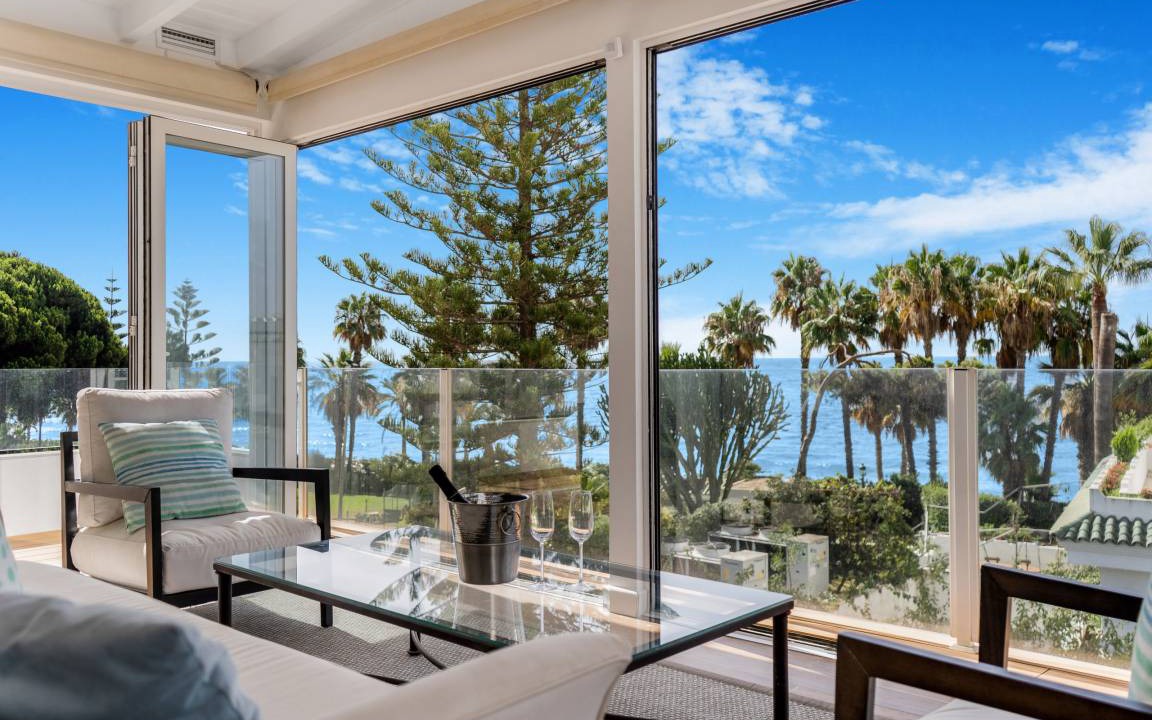 Golden Mile House | 220 m² House ∙ 4 bedrooms ∙ 8 guests
