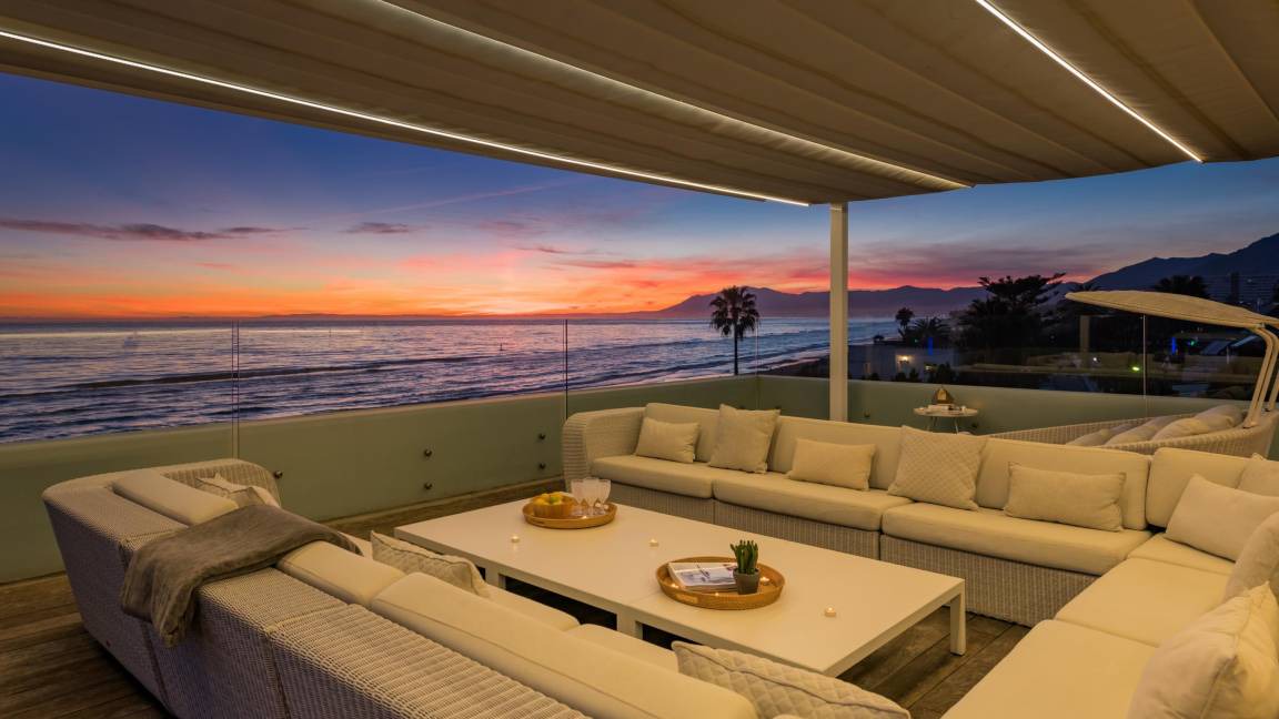Urbanizacion Costabella Villa | 382 m² Villa ∙ 6 bedrooms ∙ 12 guests