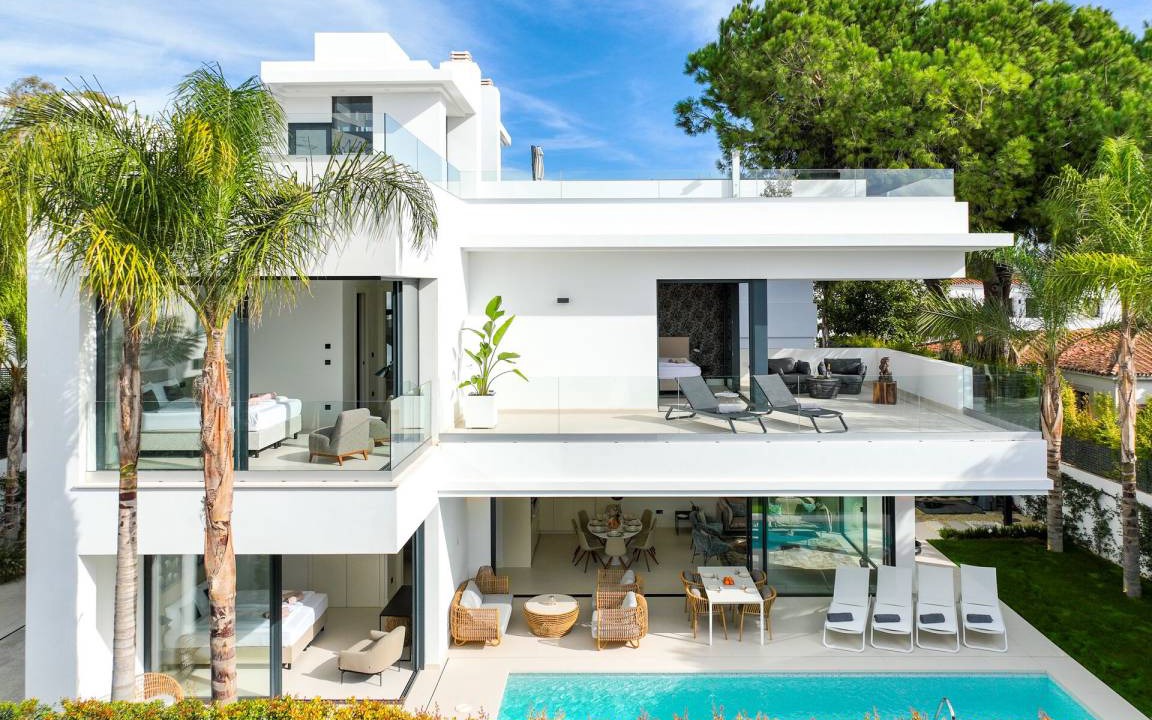 Golden Mile Villa | 434 m² Villa ∙ 4 bedrooms ∙ 10 guests