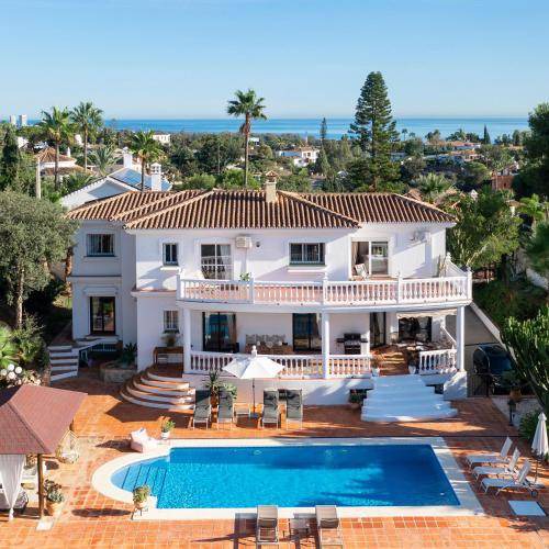 Urbanizacion el Rosario Villa | 435 m² Villa ∙ 6 bedrooms ∙ 12 guests