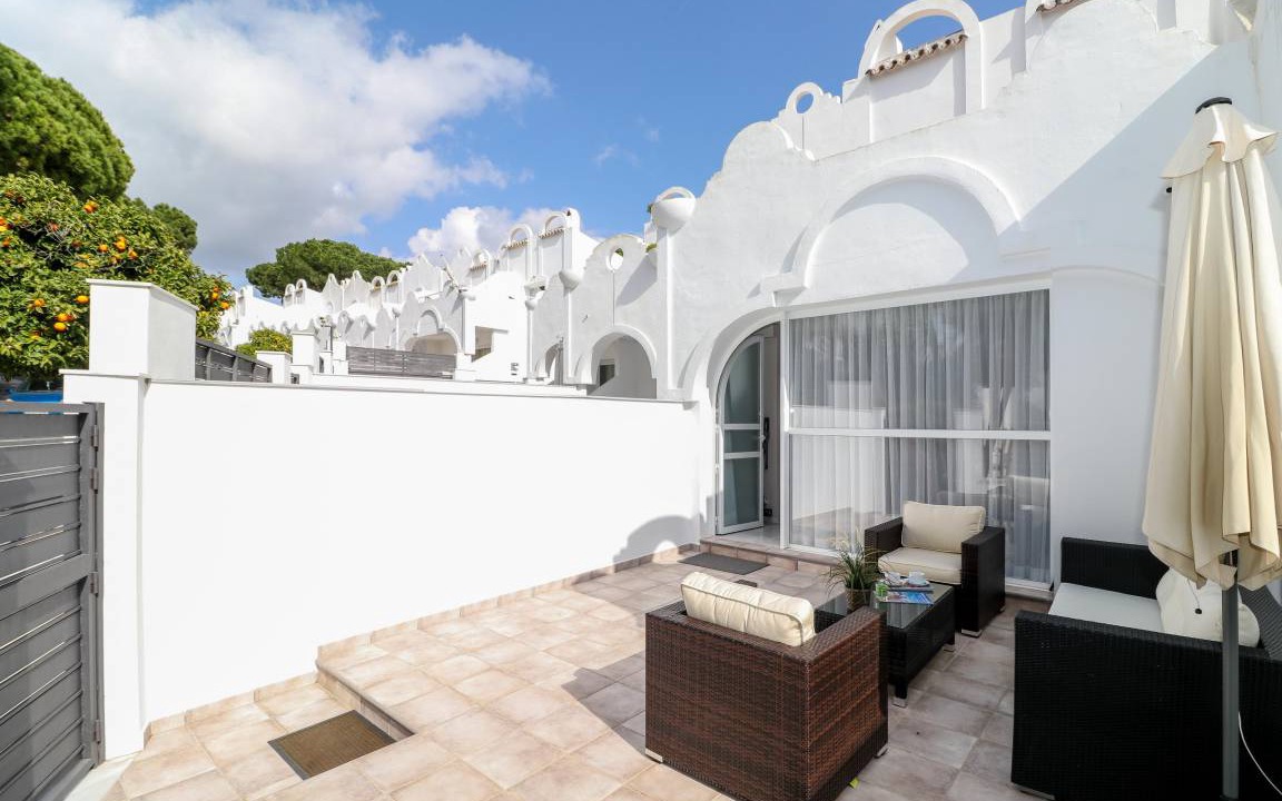 Urbanizacion Hacienda las Chapas House | 70 m² House ∙ 1 bedroom ∙ 3 guests
