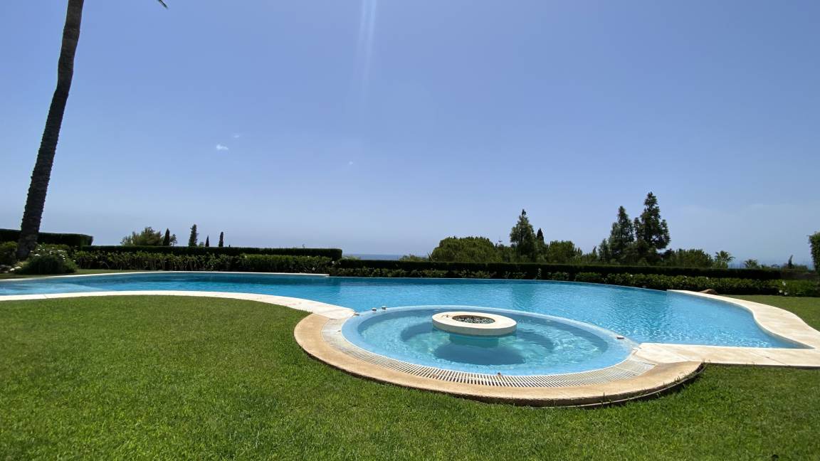 Elviria Villa | 801 m² Villa ∙ 5 bedrooms ∙ 10 guests