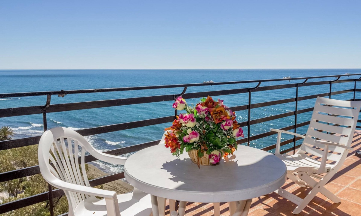 Marbella City Centre Apartment | Apartments in front of the beach