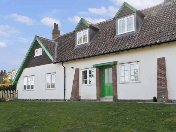 Scarborough Cottage | Cabin ∙ 2 bedrooms ∙ 4 guests