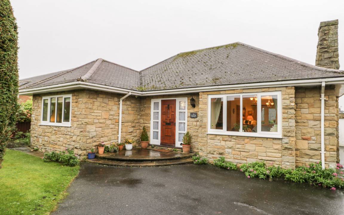 Scalby Cottage | Cabin ∙ 2 bedrooms ∙ 4 guests
