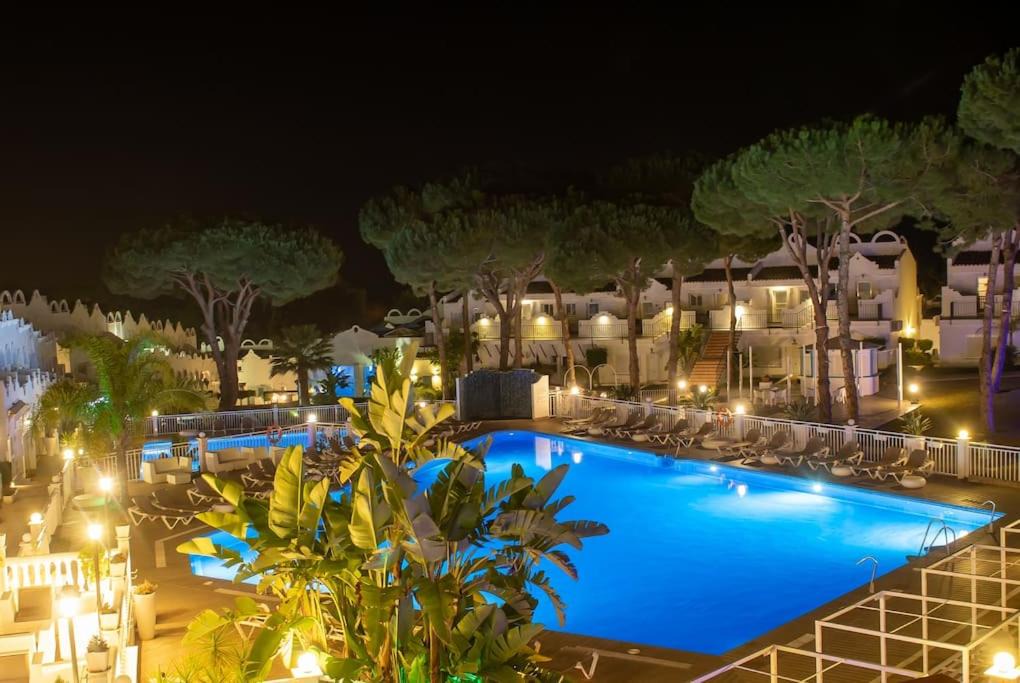 Urbanizacion Hacienda las Chapas Apartment | CasaDelSol-Marbella-Słońce,piasek,szmaragdowa woda
