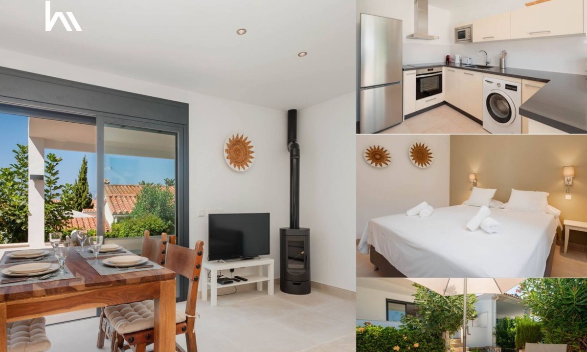 Urbanizacion Costabella House | Holiday home with large sunny terrace, Costabella