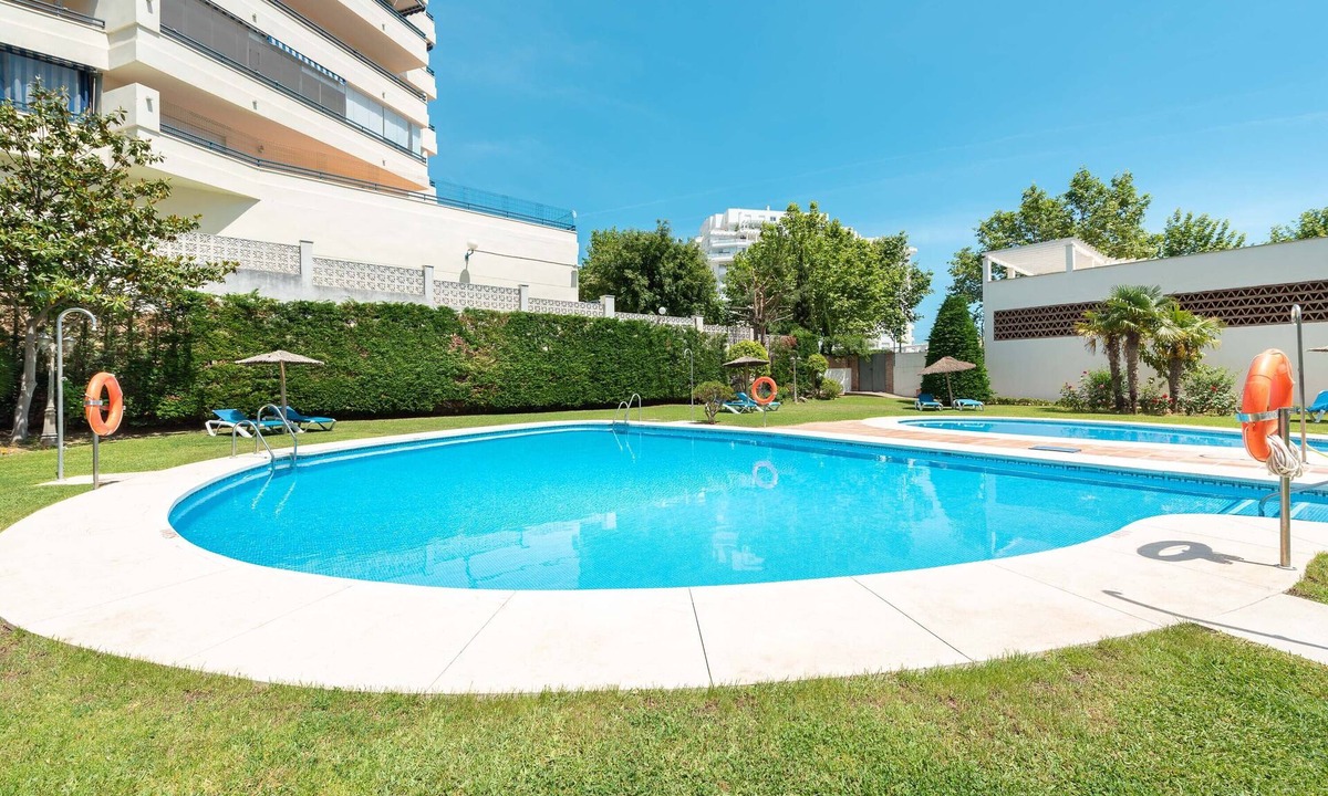 Marbella City Centre Apartment | Holiday Rental Apartment with wifi