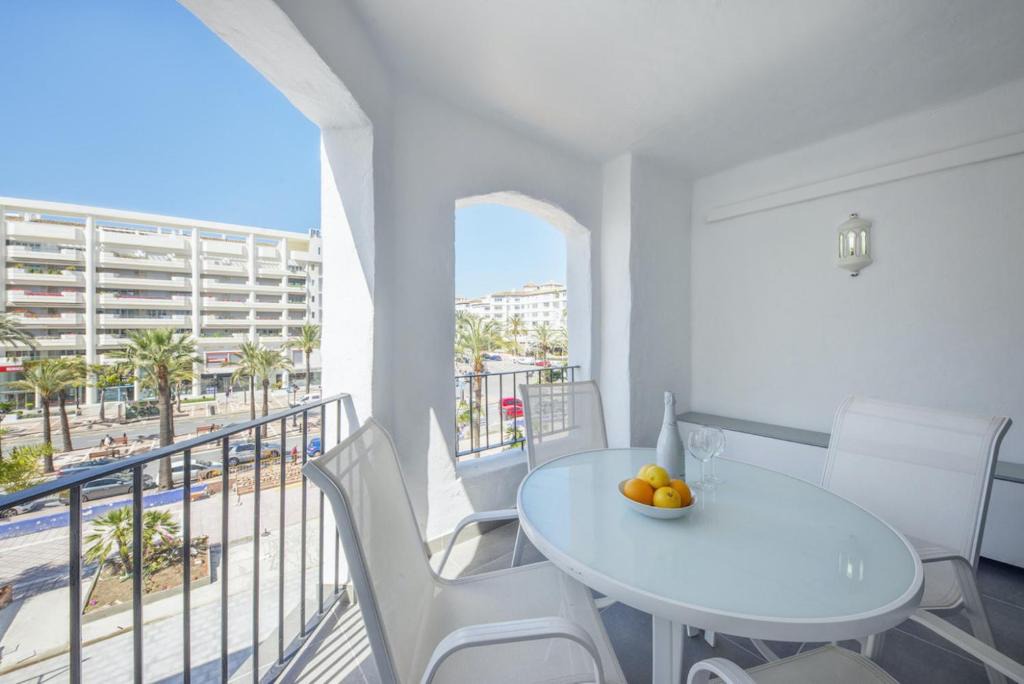 Puerto Banus Apartment | Jardines del Puerto