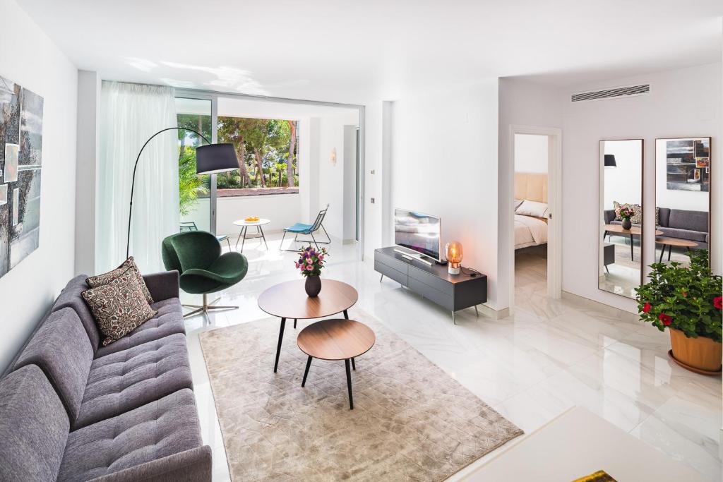 Nikki Beach Apartment | Jardines Las Golondrinas apartments Elviria