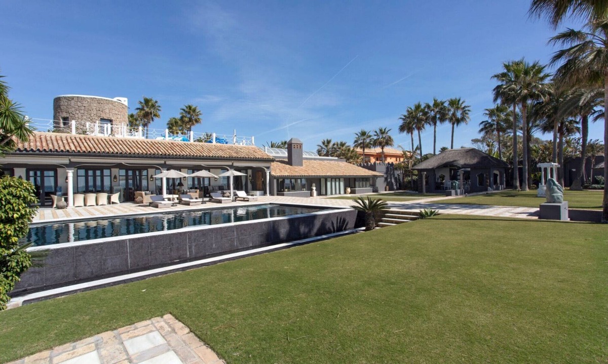 Marbella Villa | Los Monteros Luxury Villa