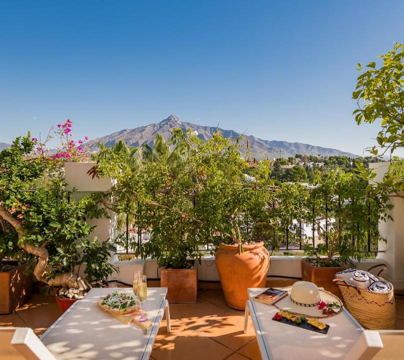 Nueva Andalucia House | Molo Suites