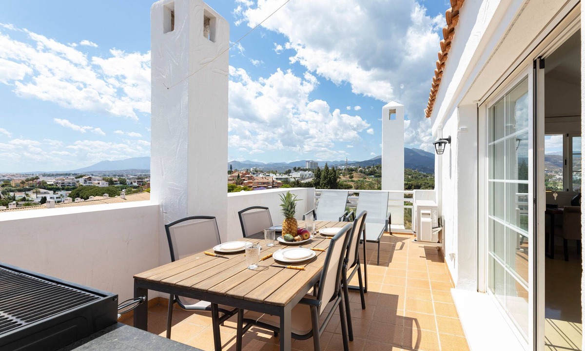 Nueva Andalucia Apartment | RDR301 - PH in Golden Banús with Sea and Mountain views