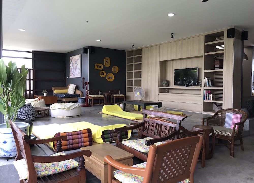 Thung Maha Mek Hotel | S1Hostel Bangkok