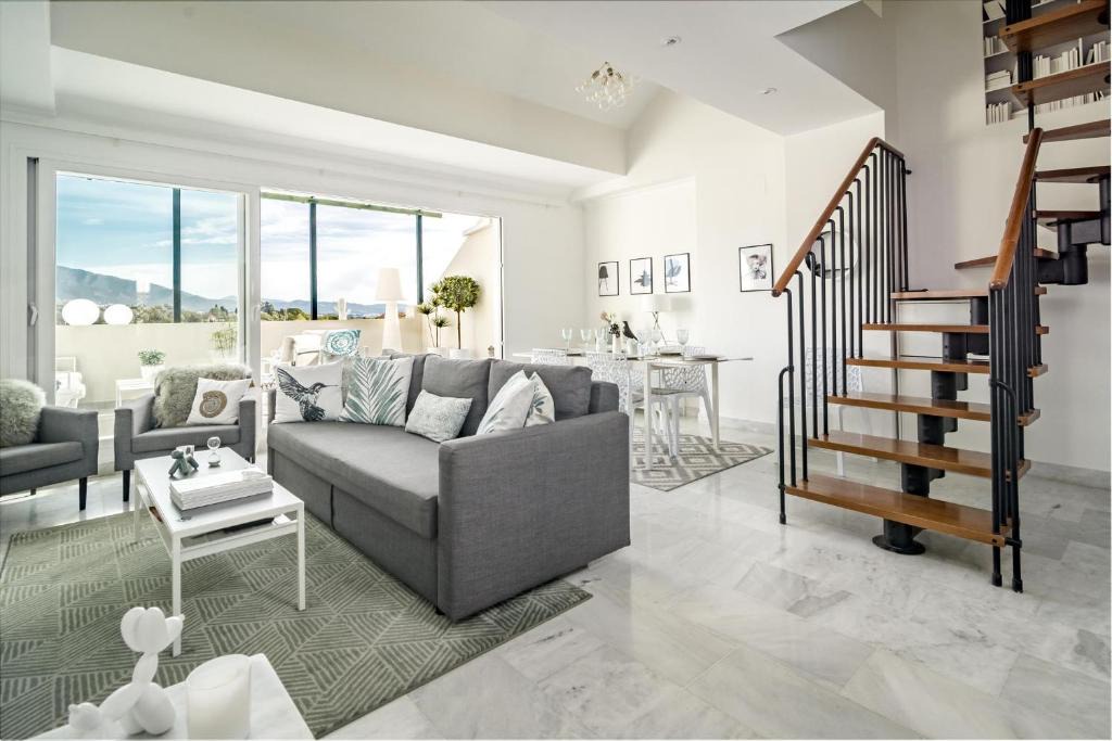 Nueva Andalucia Apartment | SAD-Spacious 2 bedroom duplex Puerto Banus