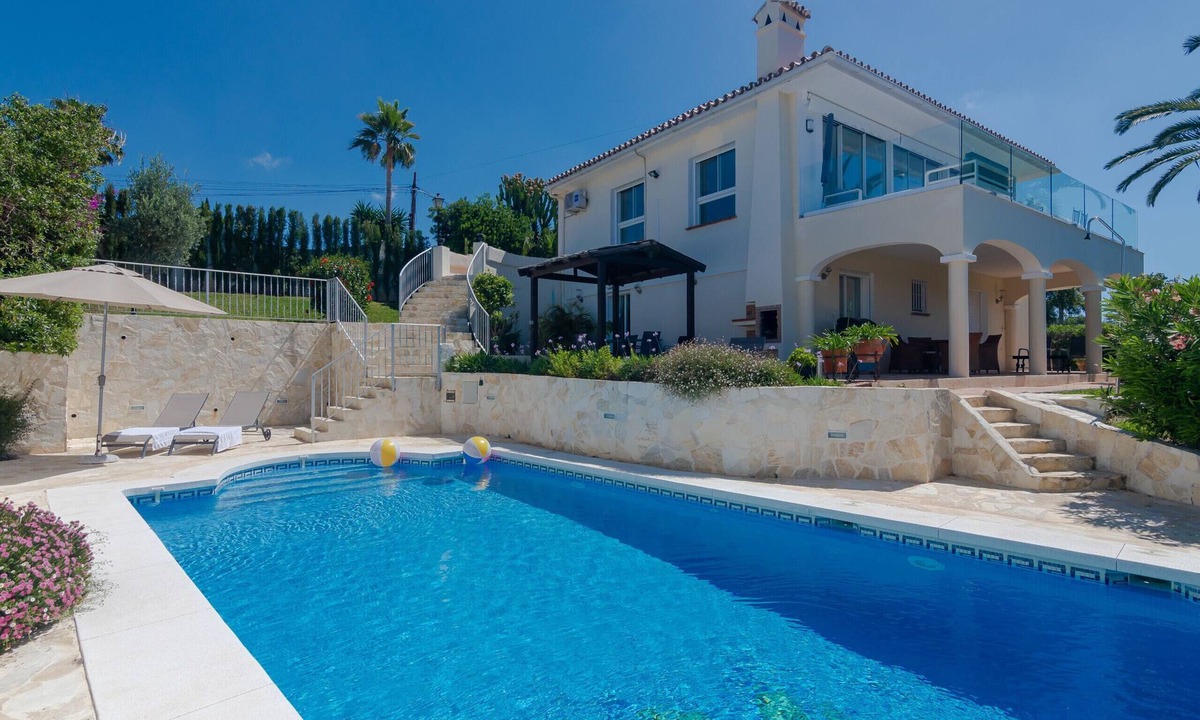 Marbella Swimming | Elviria