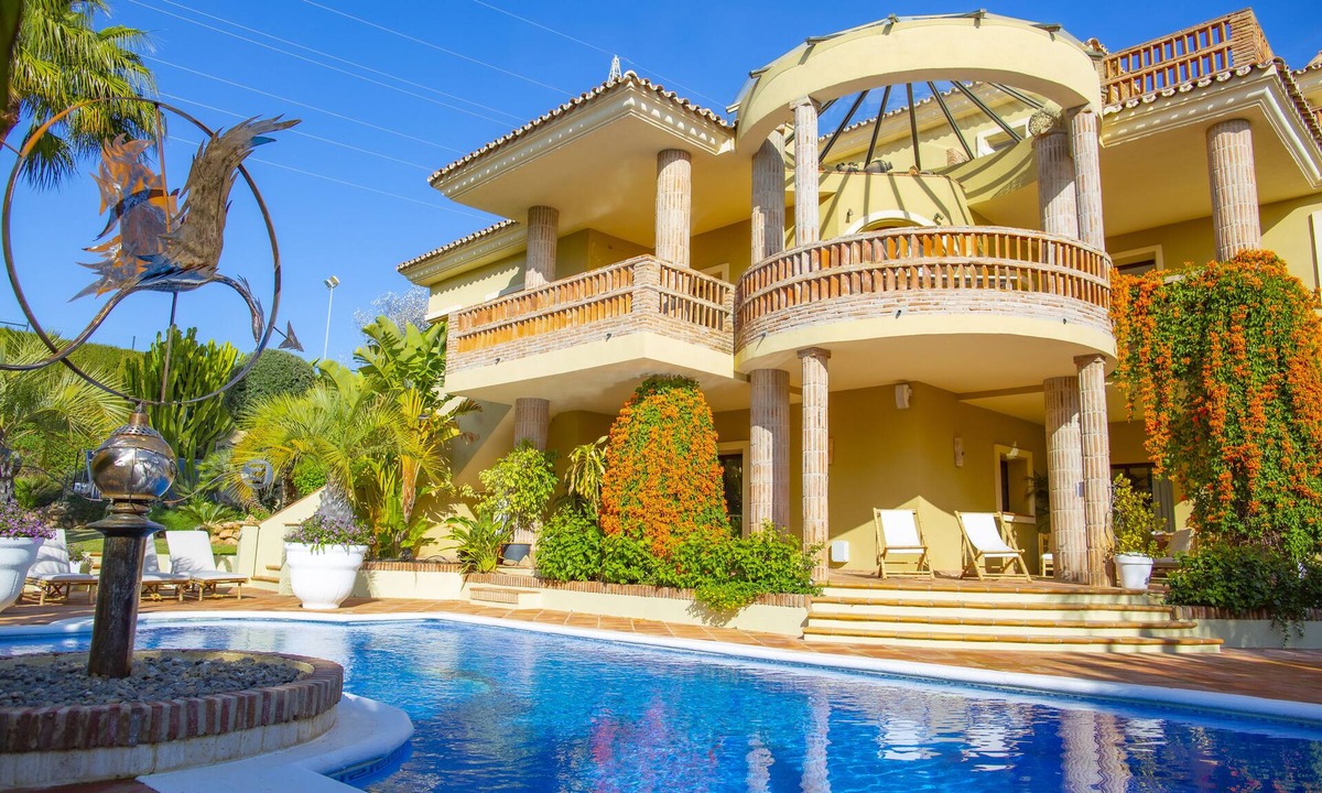 Urbanizacion Hacienda las Chapas House | Stunning exclusive modern villa, ideally located Marbella