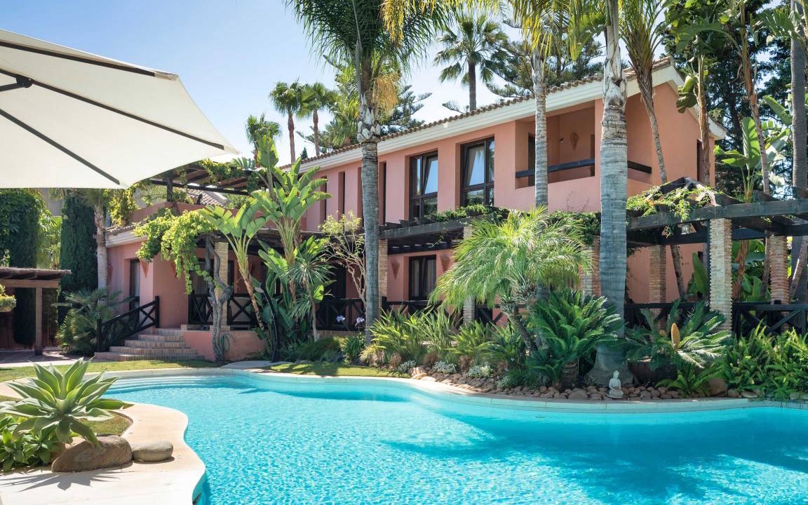 Marbella City Centre Villa | Villa ∙ 8 bedrooms ∙ 10 guests