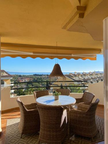 Nueva Andalucia Apartment | Walking distance to Puerto Banus sea view Apartment