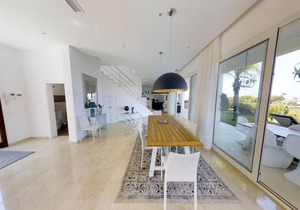 330 m² Villa ∙ 4 bedrooms ∙ 8 guests