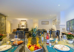 Apartment in White Pearl Beach