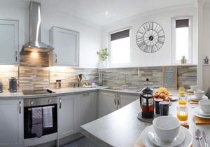 Bay View - Amazing Location With Sea Views!