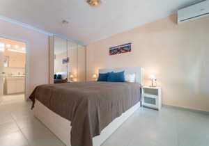 Casadelmar Apt 5 in Marbella