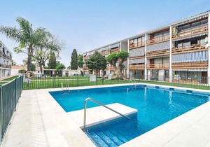 Charming 2 bedroom apartment in Cortijo Blanco with Pool View
