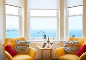 Denelea - Stunning Sea Views!