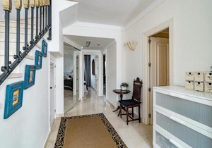Fantastic 3 bedroom Townhouse in Aloha Pueblo Close to the Golf Course and has Amazing Mountain Views