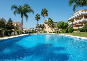 First line golf apartment in Cabopino