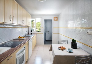 First line golf apartment in Cabopino