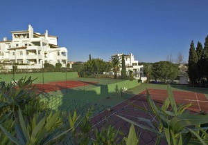 Great Apartment in a great location - Enjoy the best of Marbella!