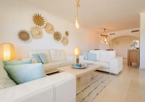 Holiday apartment with private terrace, just 10 minutes by car from Elviria Beach, Marbella