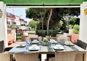 Lomas de Cabopino House