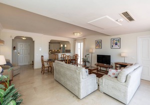 Marbella Luxury Penthouse 100m from beach, huge terrace and sea views
