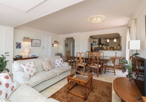 Marbella Luxury Penthouse 100m from beach, huge terrace and sea views