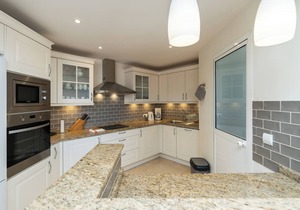 Marbella Luxury Penthouse 100m from beach, huge terrace and sea views