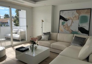 Modern Apartment Puente Romano
