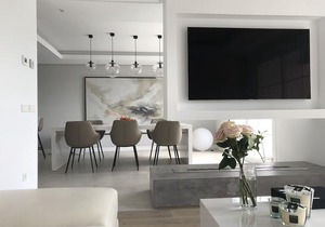 Modern Apartment Puente Romano