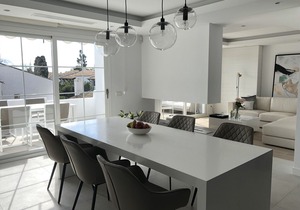 Modern Penthouse in Puente Romano