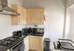 RYDAL COTTAGE, pet friendly, character holiday cottage in Scarborough