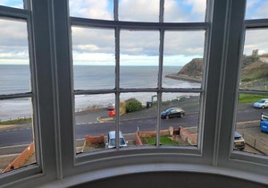 Sea View flat 4 fast WIFI & FREE parking
