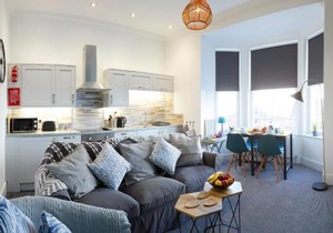 Seascape - Fantastic Location With Sea Views!