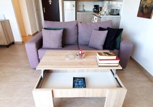 Skol 427 Spacious 1 Bedroom Apartment with Sea Views