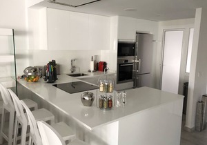 Stylish 2 Bedroom Luxury Apartment in Naranjos Puerto Banus
