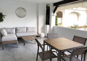 Stylish 2 Bedroom Luxury Apartment in Naranjos Puerto Banus